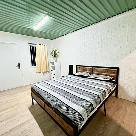 Private Cabin In Central Auckland